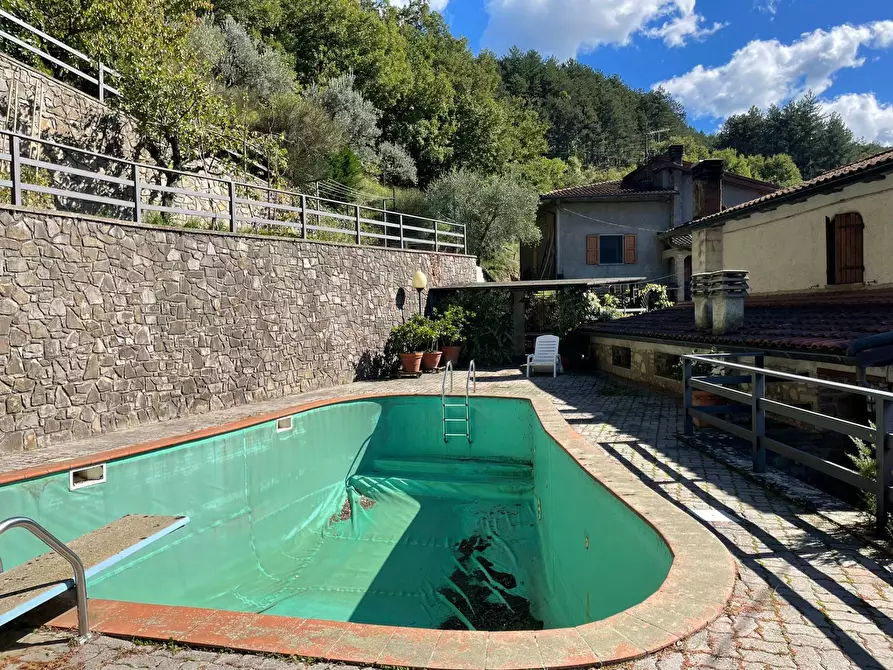 Immagine 28 di Villa in vendita  in VIA VILLAGGIO BENEDETTI 35 a Capolona