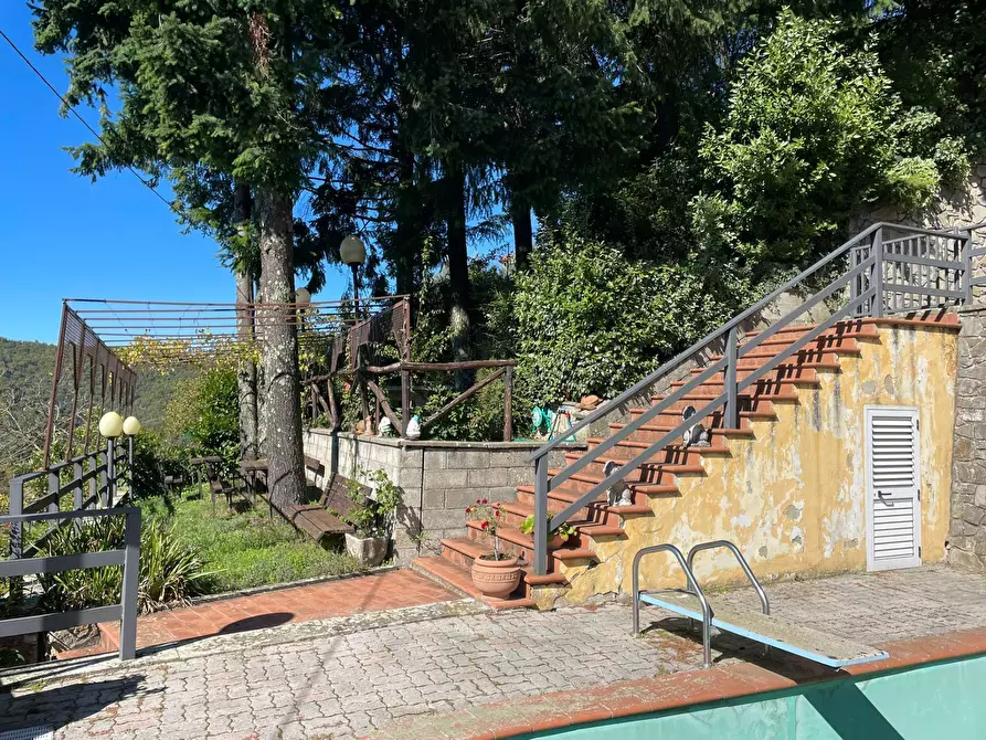 Immagine 30 di Villa in vendita  in VIA VILLAGGIO BENEDETTI 35 a Capolona