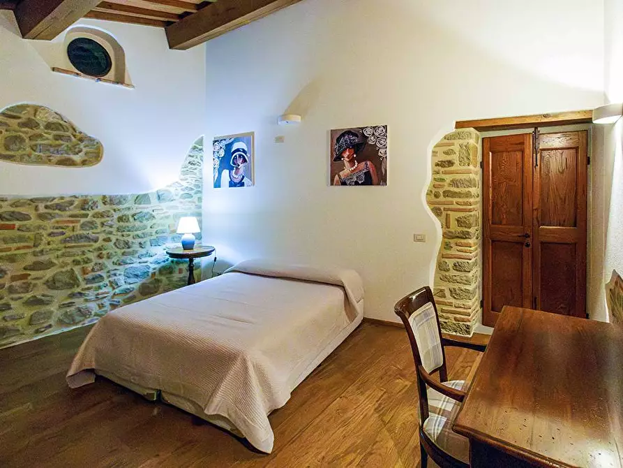 Immagine 27 di Villa in vendita  in LOC TULLIANO 27 a Castel Focognano