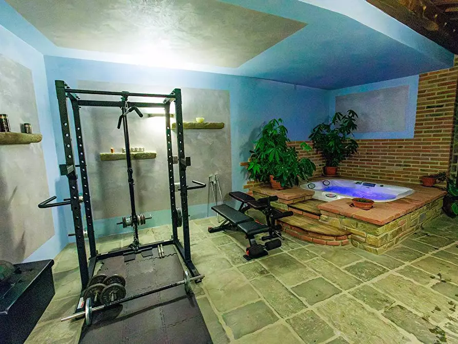 Immagine 33 di Villa in vendita  in LOC TULLIANO 27 a Castel Focognano