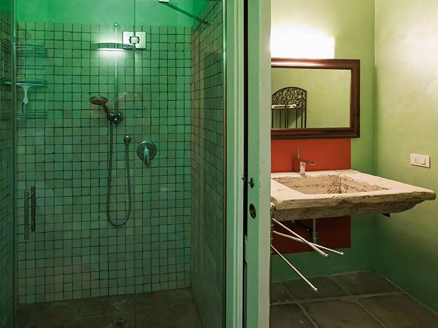 Immagine 35 di Villa in vendita  in LOC TULLIANO 27 a Castel Focognano