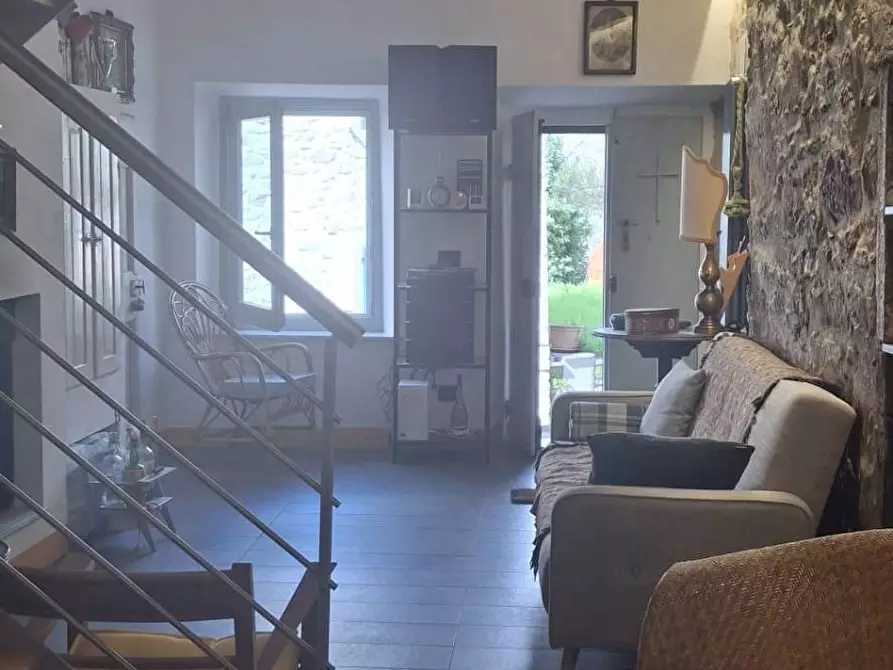 Immagine 3 di Appartamento in vendita  in VIA DELLA PORTA MOGGIONA 45 a Poppi