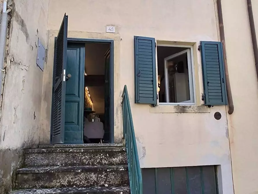 Immagine 1 di Appartamento in vendita  in VIA DELLA PORTA MOGGIONA 45 a Poppi