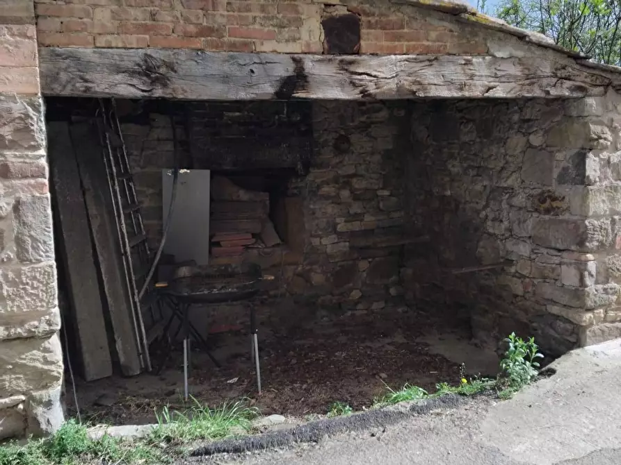 Immagine 3 di Magazzino in vendita  in LOC MARCIANO a Bibbiena