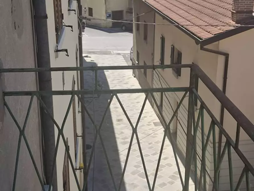 Immagine 9 di Casa semindipendente in vendita  in VIA ROSA SCOTI FRANCESCHI PARTINA 21 a Bibbiena