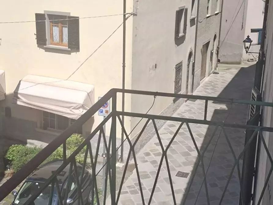 Immagine 10 di Casa semindipendente in vendita  in VIA ROSA SCOTI FRANCESCHI PARTINA 21 a Bibbiena