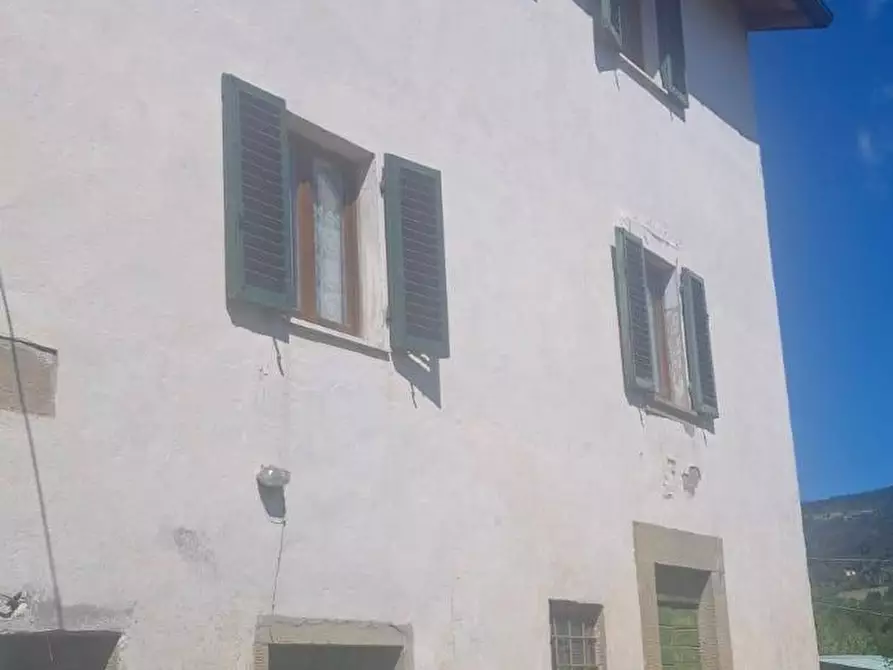 Immagine 2 di Casa semindipendente in vendita  in via della torre e tartiglia 16 a Castel San Niccolò