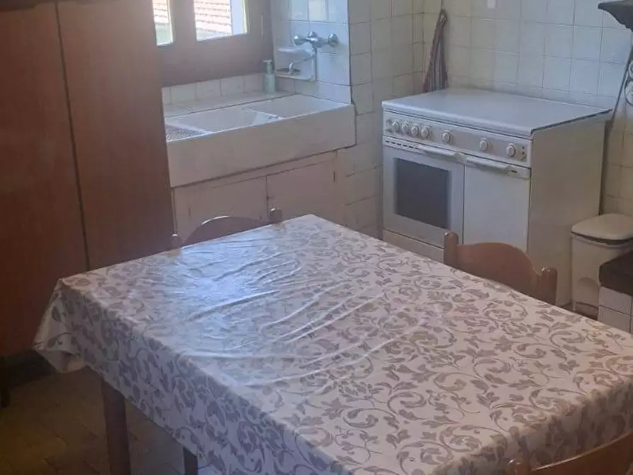 Immagine 4 di Casa semindipendente in vendita  in via della torre e tartiglia 16 a Castel San Niccolò