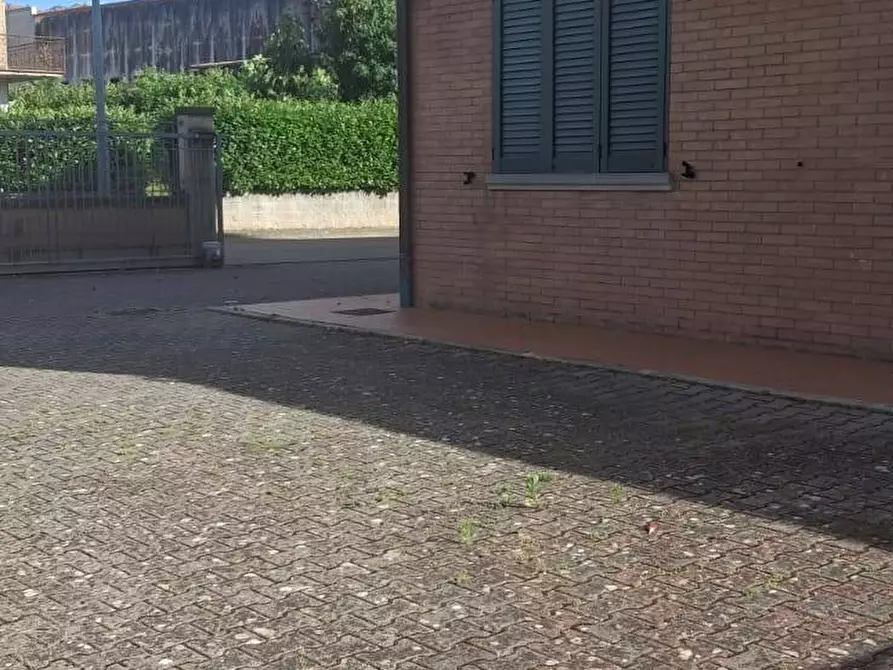 Immagine 11 di Laboratorio in vendita  in VIA CARLO MARX 11 a Bibbiena