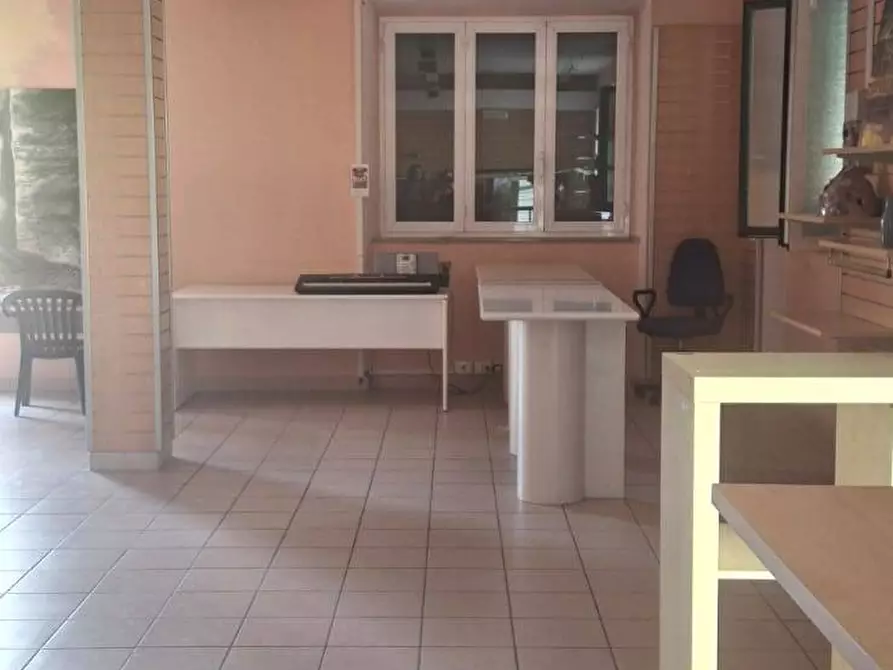 Immagine 6 di Laboratorio in vendita  in VIA CARLO MARX 11 a Bibbiena