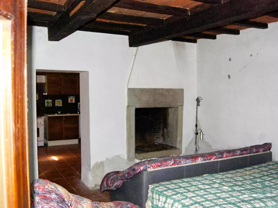 Immagine 25 di Casa semindipendente in vendita  in CASE SPARSE BANZENA 57 a Bibbiena