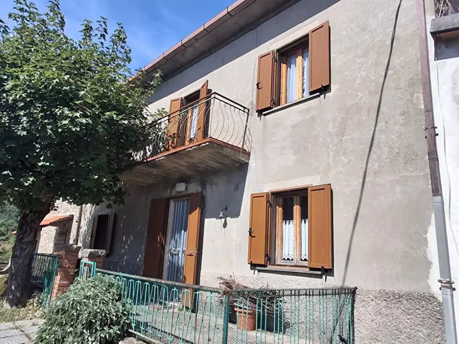 Immagine 3 di Appartamento in vendita  in LOC VAL DELLA META 11 a Capolona