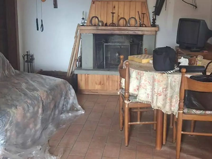 Immagine 5 di Appartamento in vendita  in VIA DELLA CIVITELLA MOGGIONA 1 a Capolona