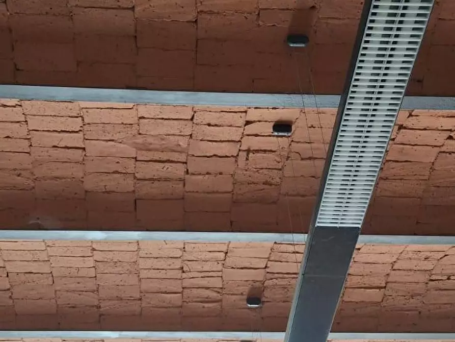 Immagine 3 di Locale commerciale in affitto  in VIA UMBRO CASENTINESE 30 a Bibbiena