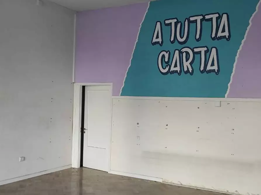 Immagine 1 di Locale commerciale in affitto  in via Umbro Casentinese 79 a Bibbiena