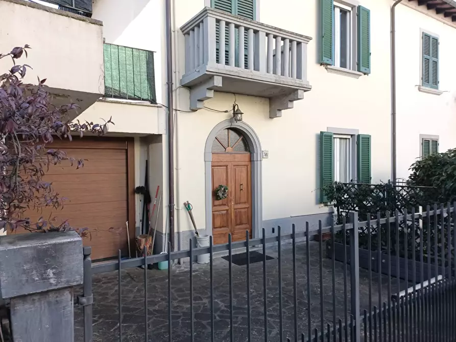 Immagine 1 di Casa semindipendente in vendita  in SP 208 della Verna 38 a Bibbiena
