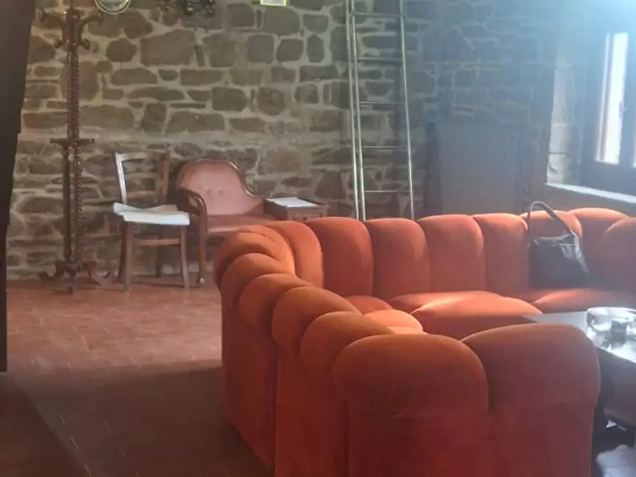 Immagine 4 di Casa indipendente in vendita  in LOC. LA GIRELLA 75b a Castel Focognano