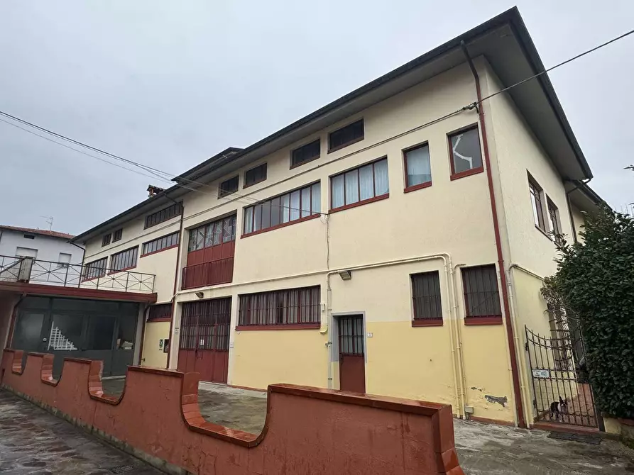 Immagine 17 di Laboratorio in affitto  in Via Casa Silli a Bibbiena