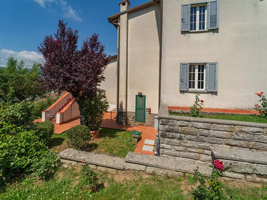 Immagine 14 di Villa in vendita  a Bibbiena