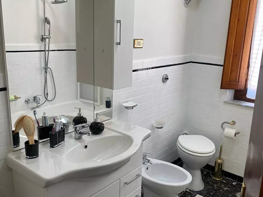 Immagine 5 di Casa semindipendente in vendita  in LOC TERROSSOLA 45 a Bibbiena