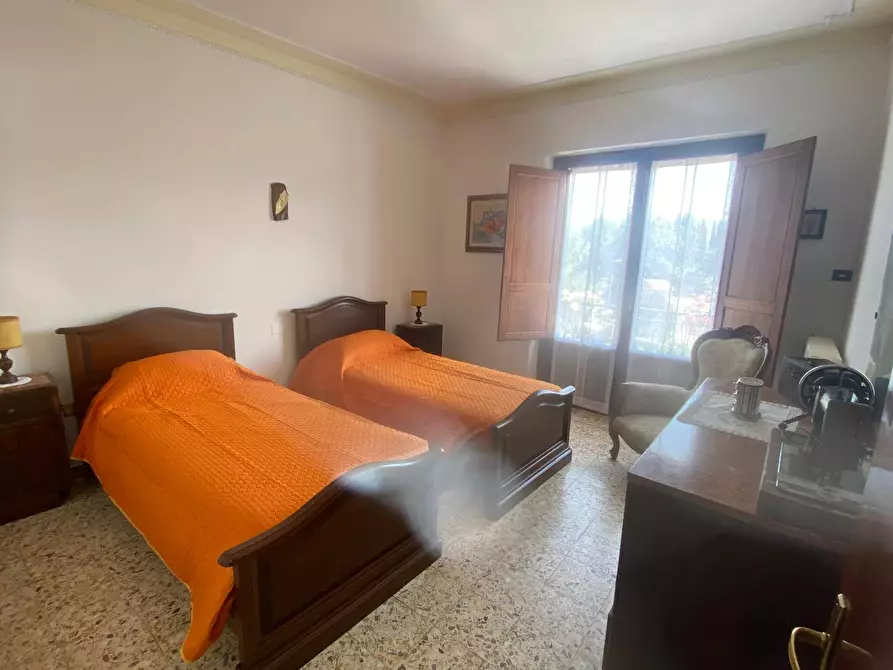 Immagine 9 di Casa semindipendente in vendita  in LOC TERROSSOLA 45 a Bibbiena