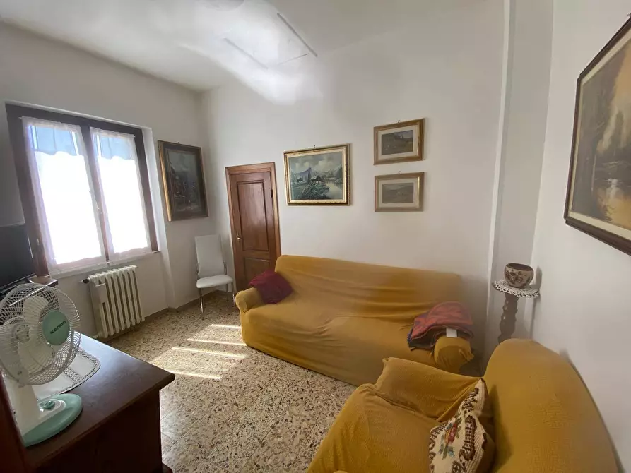 Immagine 2 di Casa semindipendente in vendita  in LOC TERROSSOLA 45 a Bibbiena