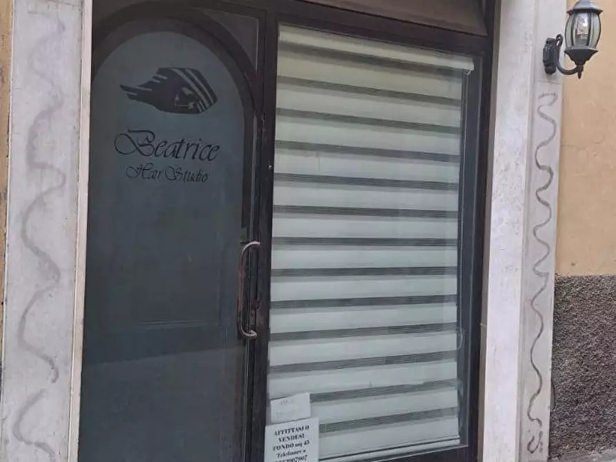 Immagine 5 di Locale commerciale in vendita  in VIA GUIDI 3 a Bibbiena