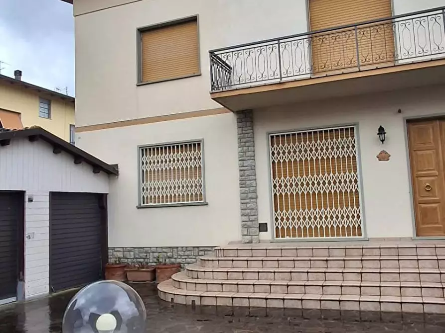 Immagine 2 di Casa semindipendente in vendita  in VIA NAZIONALE 21 a Bibbiena