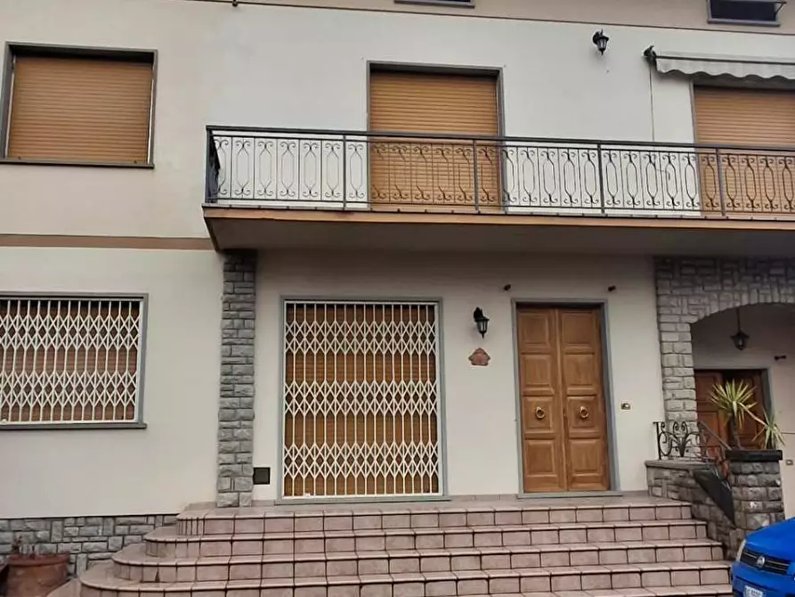 Immagine 3 di Casa semindipendente in vendita  in VIA NAZIONALE 21 a Bibbiena