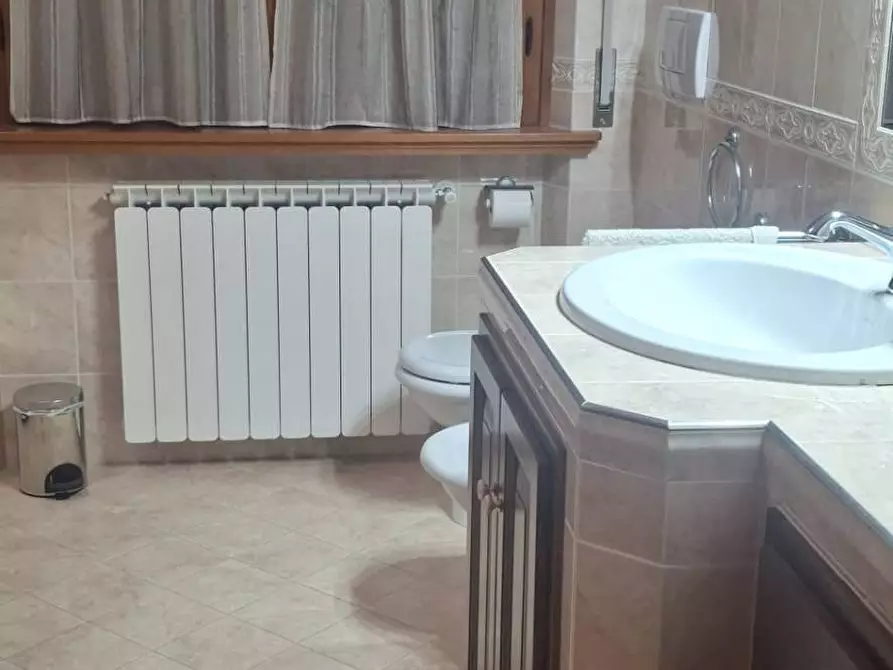 Immagine 13 di Casa semindipendente in vendita  in VIA NAZIONALE 21 a Bibbiena