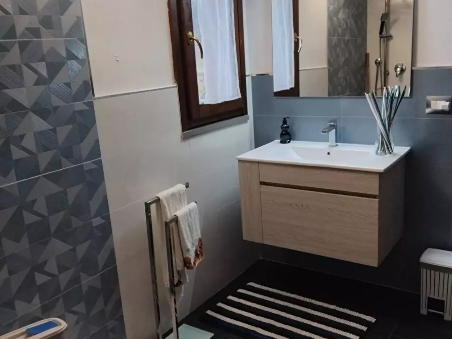 Immagine 11 di Appartamento in vendita  in VIA GINO BARTALI 6 a Bibbiena