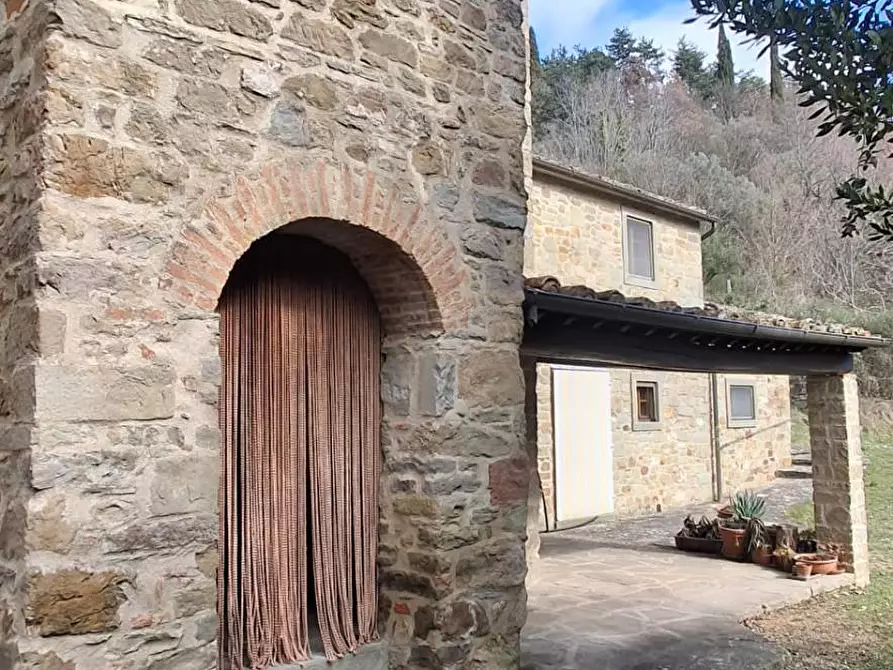 Immagine 2 di Villa in vendita  in VIA CASTELLO 33 a Capolona