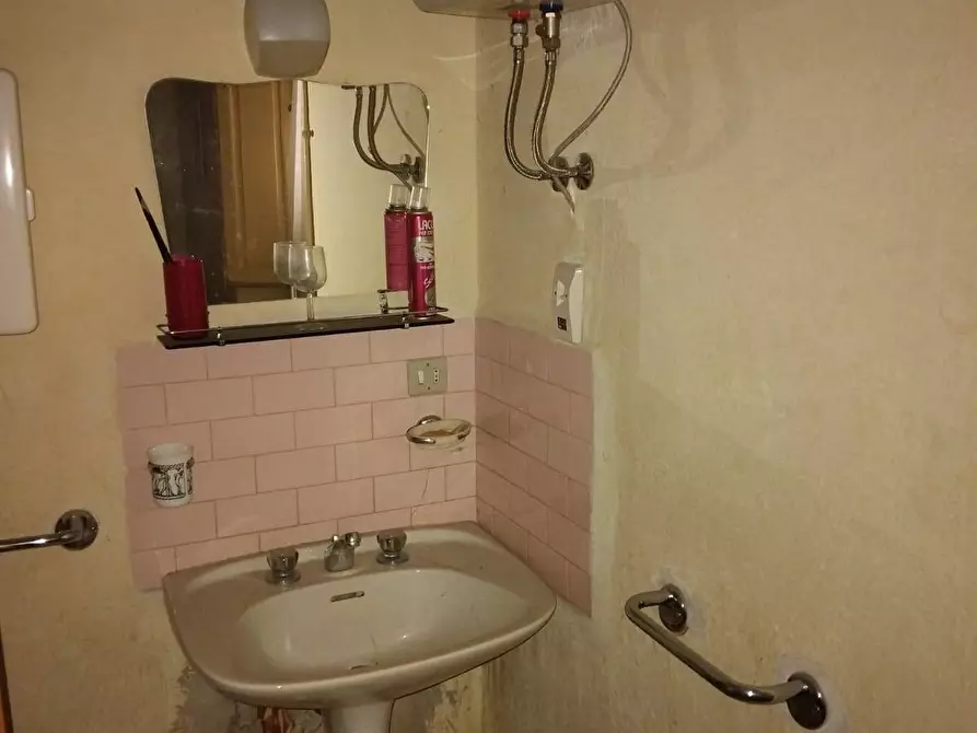 Immagine 10 di Villetta a schiera in vendita  in VIA TOSCO ROMAGNOLA 34 a Capolona