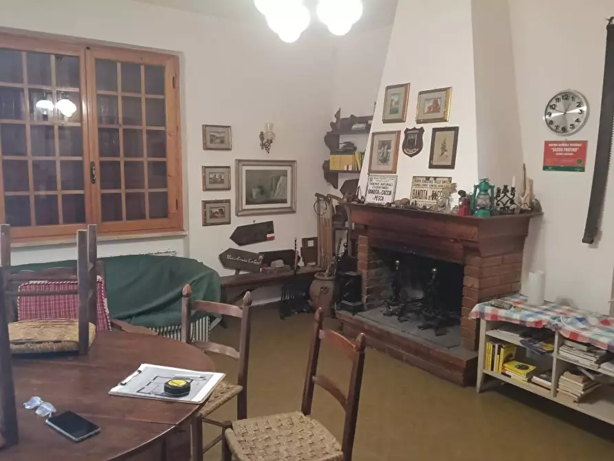Immagine 8 di Villa in vendita  in LOC IL PESCO a Bibbiena