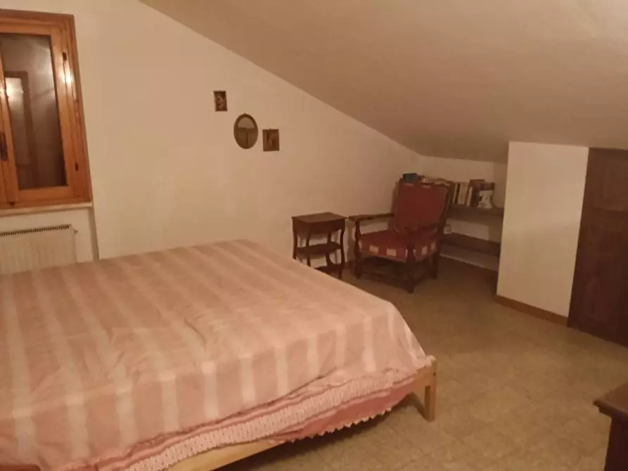 Immagine 12 di Villa in vendita  in LOC IL PESCO a Bibbiena