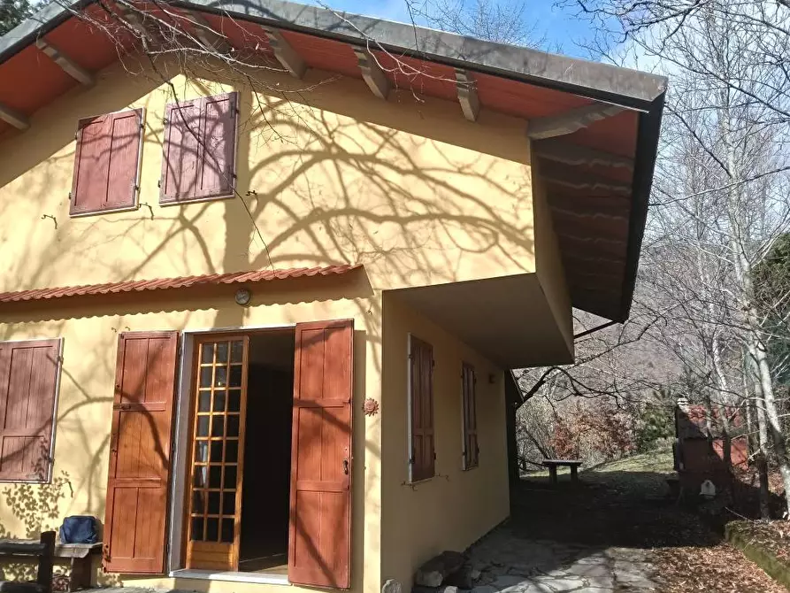 Immagine 3 di Villa in vendita  in LOC IL PESCO a Bibbiena