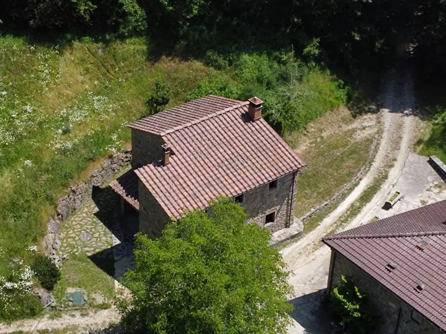 Immagine 1 di Casa indipendente in vendita  in LOCALITA CASPRIANO SNC a Londa