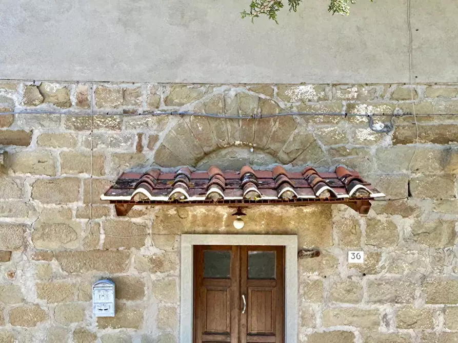 Immagine 2 di Villetta a schiera in vendita  in via della torre e tartiglia 16 a Castel San Niccolò