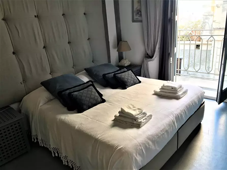 Immagine 6 di Casa indipendente in vendita  in Via Ruggero Settimo a Siracusa