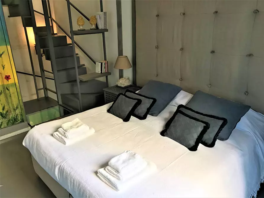 Immagine 9 di Casa indipendente in vendita  in Via Ruggero Settimo a Siracusa