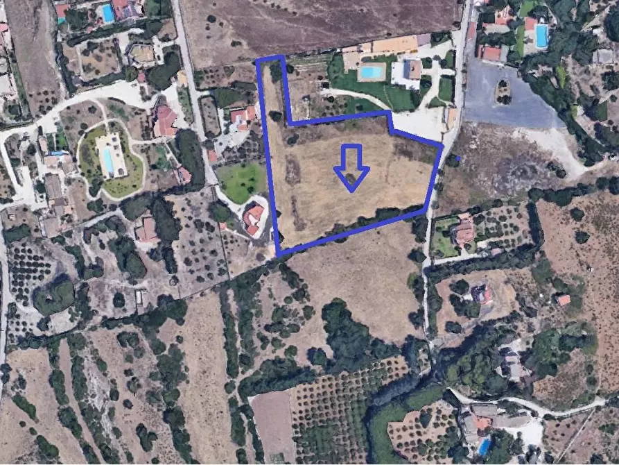 Immagine 2 di Terreno residenziale in vendita  in via isola snc a Siracusa