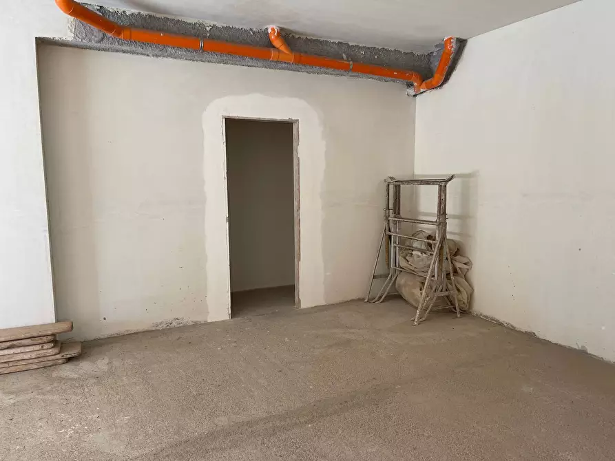 Immagine 8 di Villa in vendita  in Via piave snc a San Gregorio Di Catania