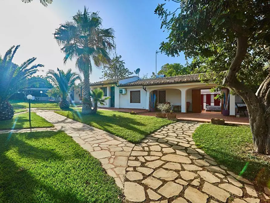 Immagine 16 di Villa in vendita  in Strada Provinciale 66 snc a Giarratana