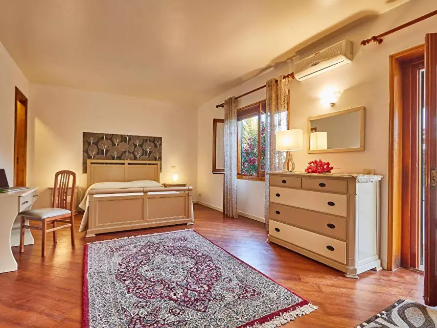 Immagine 21 di Villa in vendita  in Strada Provinciale 66 snc a Giarratana