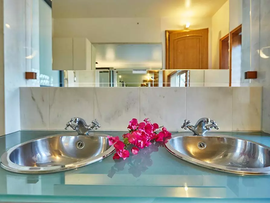 Immagine 10 di Villa in vendita  in Strada Provinciale 66 snc a Giarratana