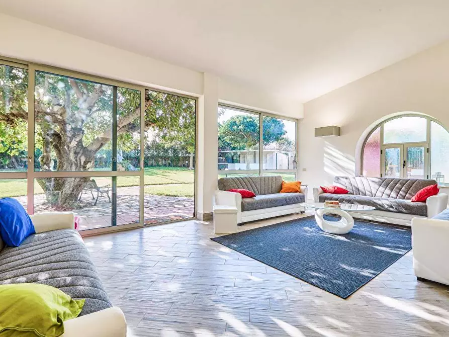 Immagine 7 di Villa in vendita  in Strada Provinciale 66 snc a Giarratana