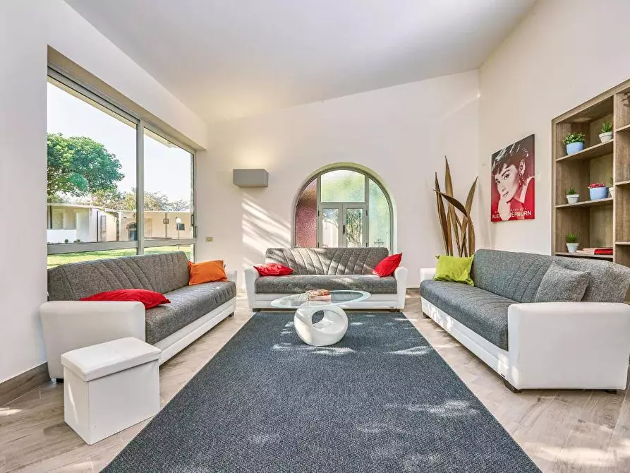 Immagine 17 di Villa in vendita  in Strada Provinciale 66 snc a Giarratana