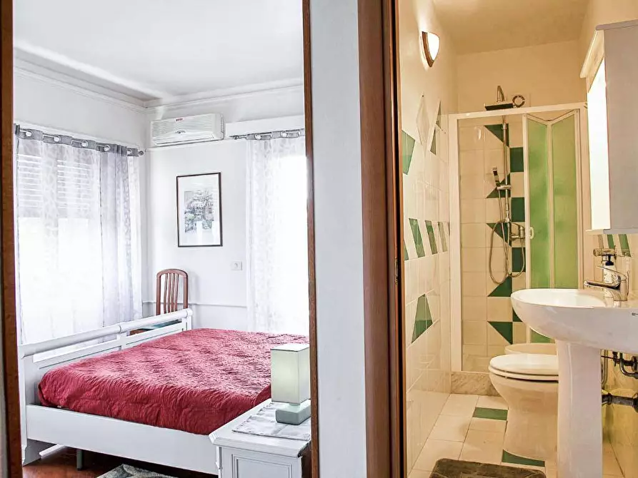 Immagine 41 di Villa in vendita  in Strada Provinciale 66 snc a Giarratana