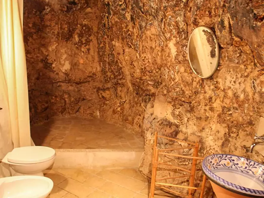 Immagine 15 di Casa indipendente in vendita  in via castelletti a Modica