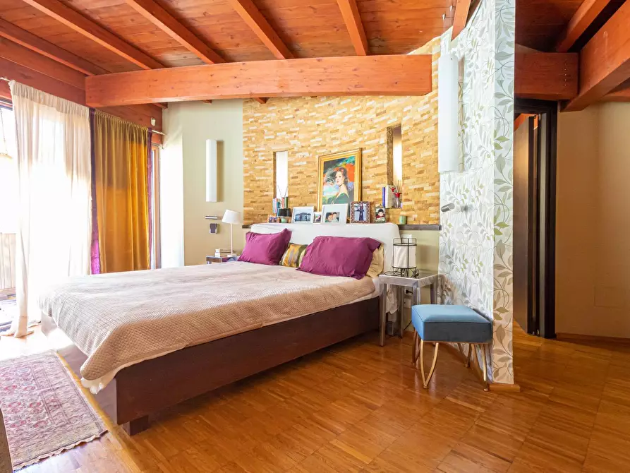 Immagine 28 di Attico in vendita  in Via Carlo Forlanini a Siracusa